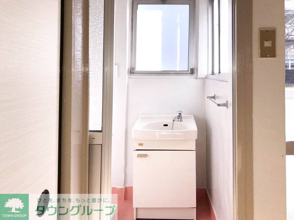 ビレッジハウス小比企2号棟 (203号室)の物件内観写真